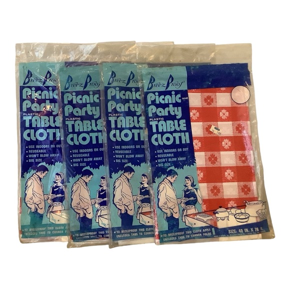 Vintage Lot 4 Breez Proof Re-Usable Picnic Party Table Cloth 40" x 78” Checkered - Picture 1 of 9
